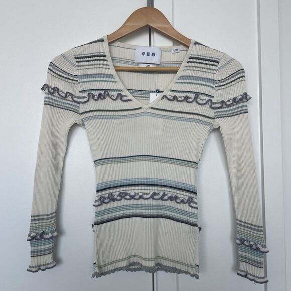 New JED Women Cream Blue Pure Washable Silk Pullover Sweater Ruffle Small - Picture 1 of 6